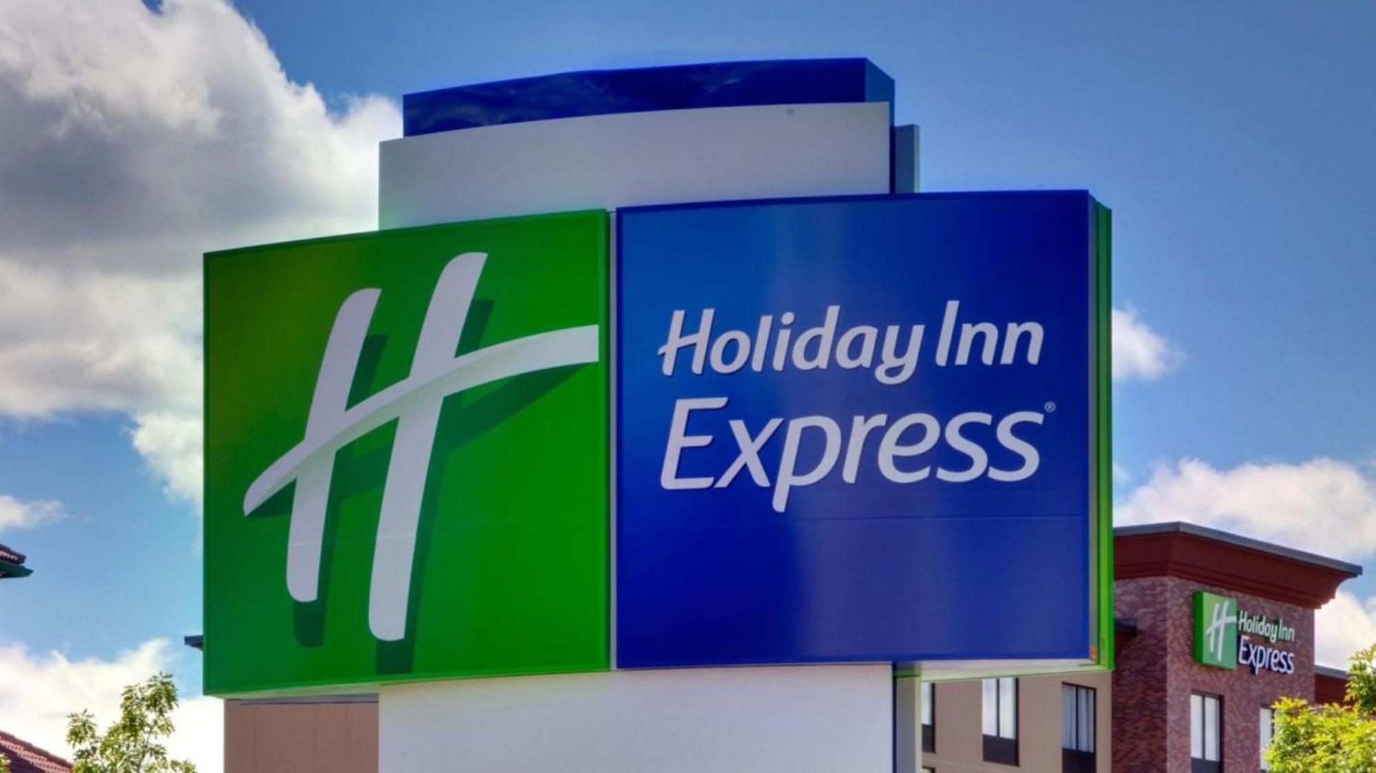Holiday Inn Express Redding North By Ihg Buitenkant foto