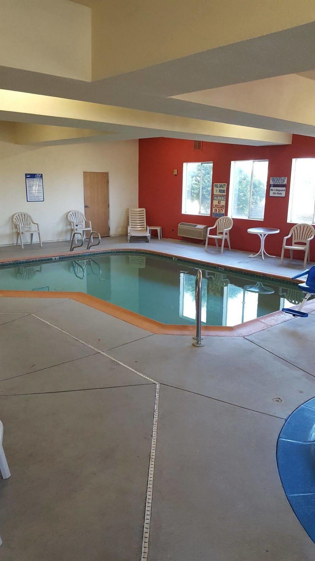 Holiday Inn Express Redding North By Ihg Buitenkant foto